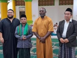 Jacksen F Tiago, Mantan Bintang PSM dan Persebaya, Peluk Agama Islam