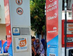 Padahal Ada Larangan, Petugas SPBU di Padangmatinggi Sidimpuan Nekat Foto-foto