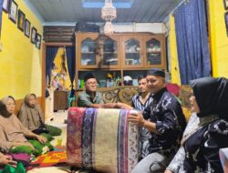 Bupati Tapsel Salurkan Bantuan ke Korban Kebakaran di Hutaraja