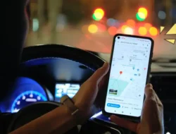 Begini Cara Lacak Lokasi Orang Lewat WhatsApp dan Google Maps