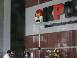 Unik! KPK Lelang Baju Sutra Seharga Gorengan, Hanya Rp 5 Ribu