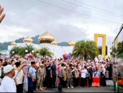 Ribuan Warga Iringi Keberangkatan Jemaah Haji Padangsidimpuan