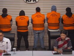 KPK Tetapkan Bapak dan Anak asal Sidimpuan Tersangka OTT di Mandailing Natal