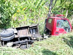 Breaking News: Mobil Pemadam Kebakaran Sidimpuan Terbalik di Silandit