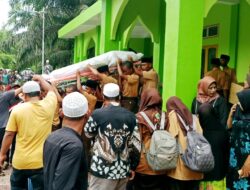 Isak Tangis Iringi Pemakaman Diva, Calon Anggota Paskibra Korban Pembunuhan di Natal
