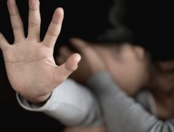 Curi Kesempatan saat Ayah Mabuk, Pria Ini Cabuli Anak Teman