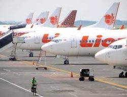 Dua Penerbangan Lion Air Delay 7 Jam, Penumpang Kecewa