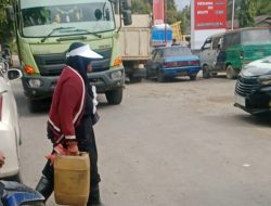 Viral di Medsos, SPBU Panggautan Natal Madina Diduga Layani Pengisian Jerigen