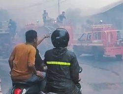 SMA Negeri 5 Padangsidimpuan Terbakar, Siswa Berhamburan