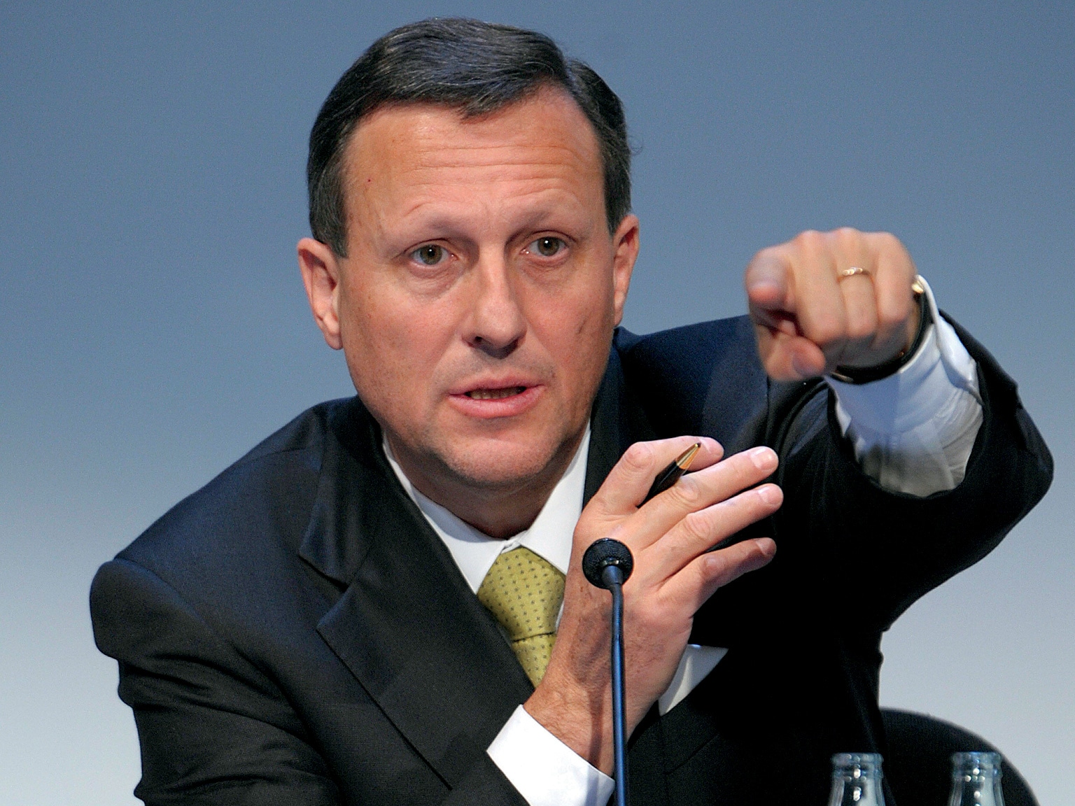 Daniel Vasella kepemimpinan autentik