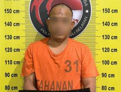 Duduk Santai di Warung Tengah Malam, Pengedar Sabu Ditangkap Polres Tapsel