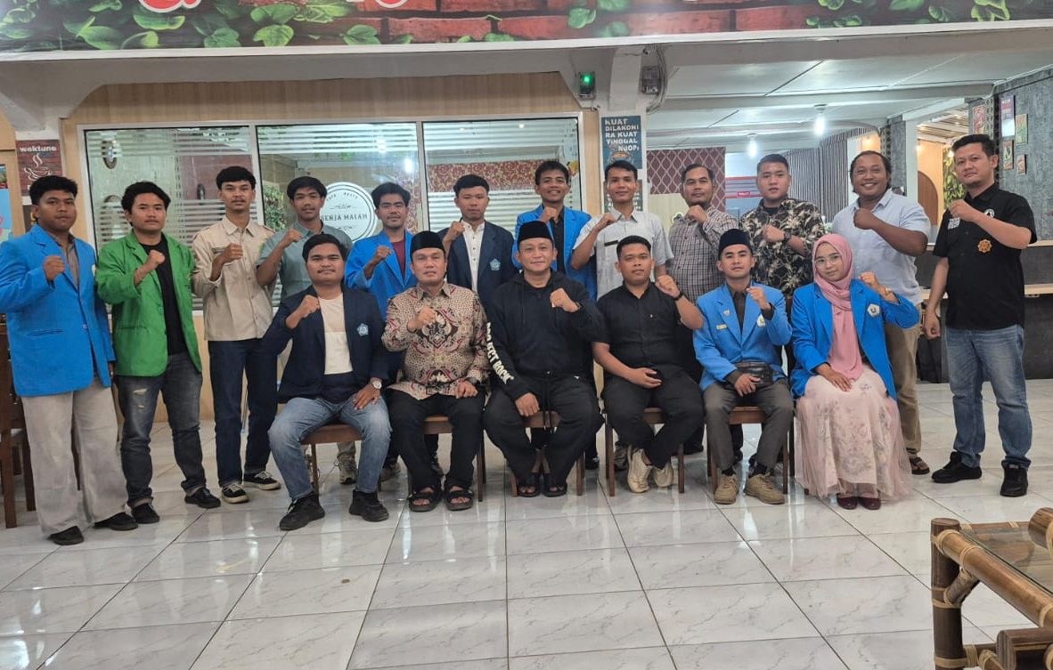 Kapolres Tapsel buka puasa bersama mahasiswa