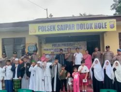 Berbagi Kasih, Kapolsek Saipar Dolok Hole Santuni Anak Yatim