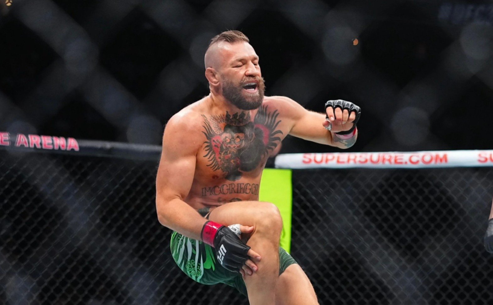 McGregor kalah taruhan