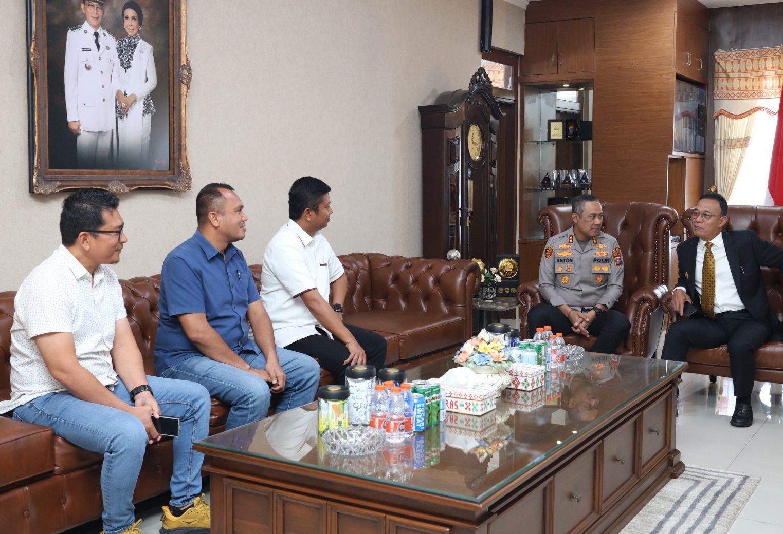Kapolres Tapsel dan Pemkab Tapsel