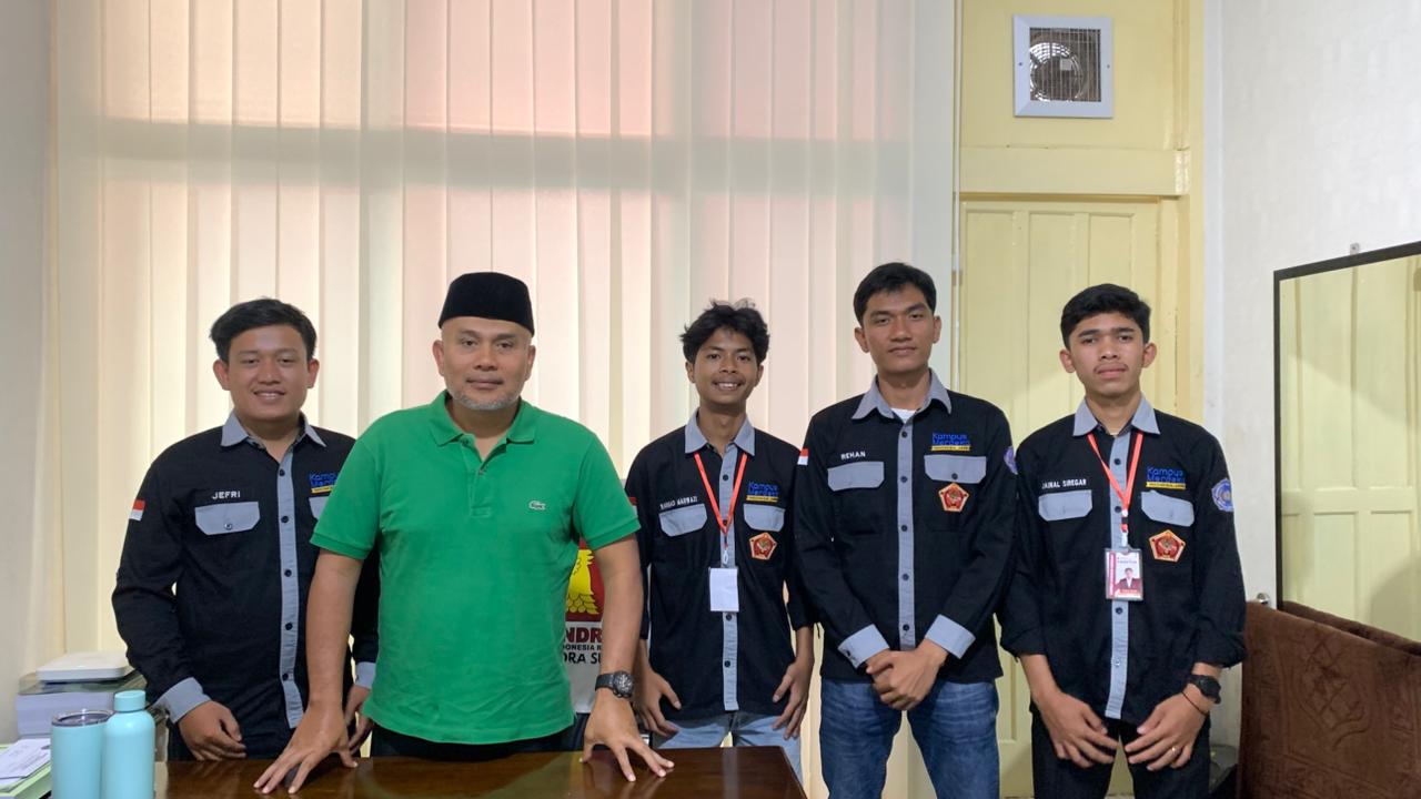 Mahasiswa PPKn UMTS dan DPRD Padangsidimpuan