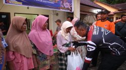 Kapolres Anton Santoso beri bantuan